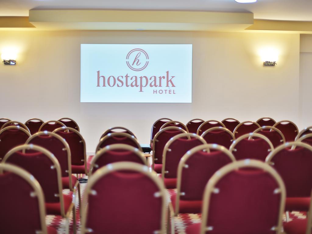 Hostapark Hotel เมร์ซีน ภายนอก รูปภาพ